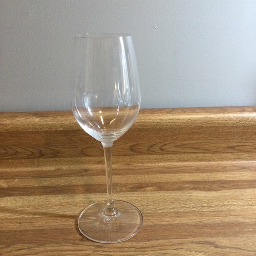 Riedel crystal wine glass euc - wine,